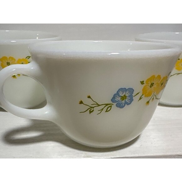 Set Of 3 Vintage Pyrex Coffee Tea Cups Yellow & Blue Floral Butterfly Design - Picture 6 of 12